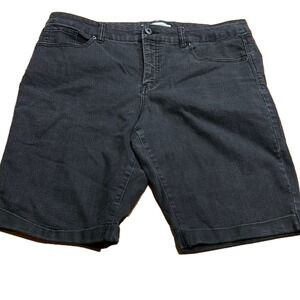 Pure energy 16 W women’s shorts good condition